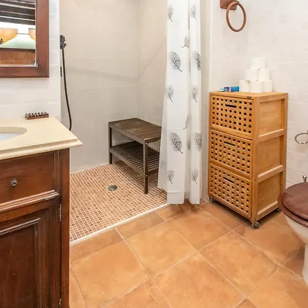 Dom wakacyjny Masia Garriga, Avia Girona